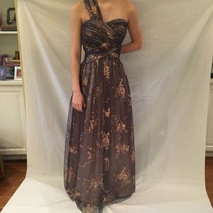 Pretty formal/ prom dress